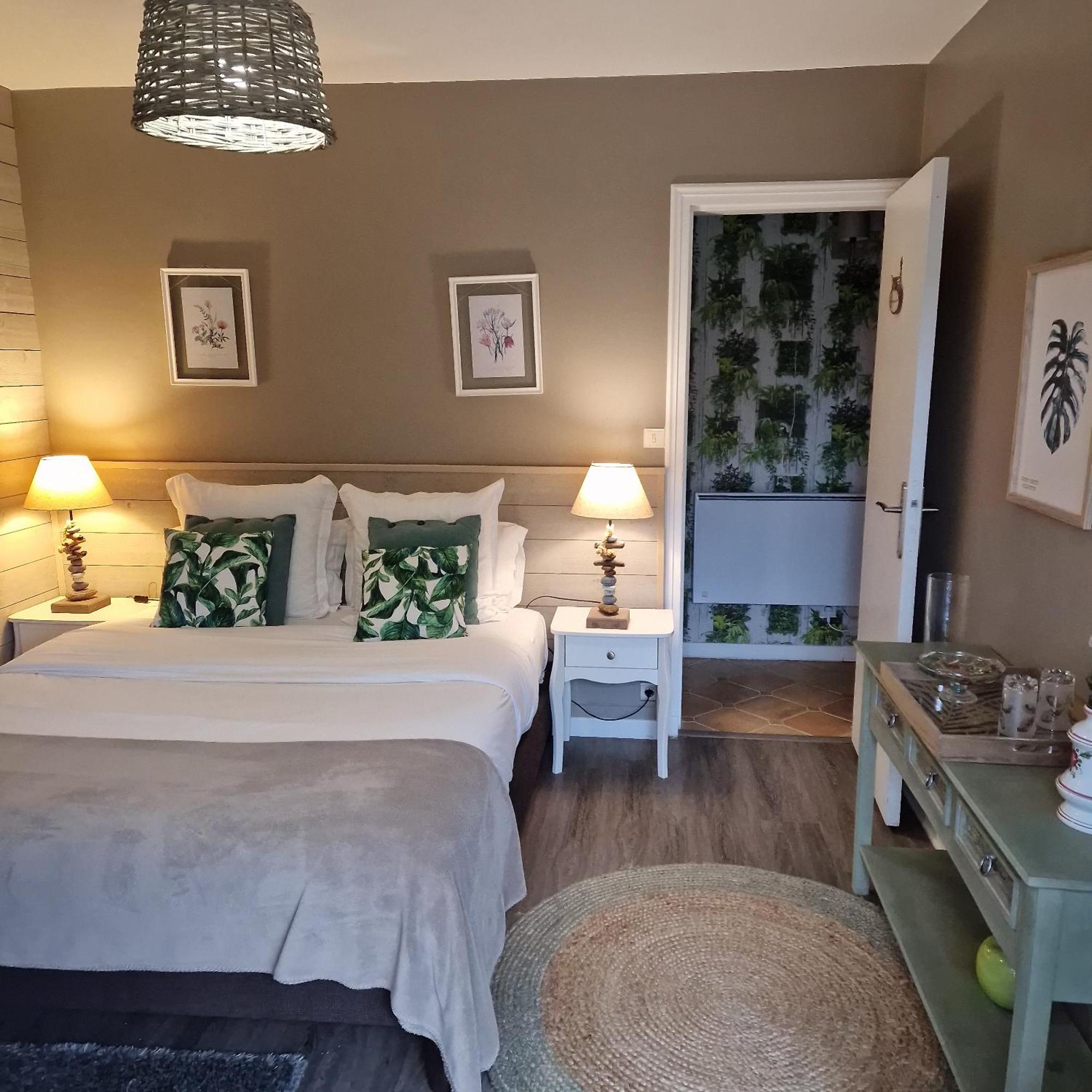 Bed & Breakfast La Ferme De Kerraoul Combrit